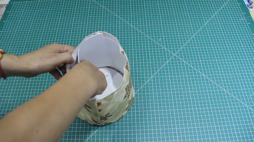 花间公主兔耳水桶包,mcm兔耳水桶包