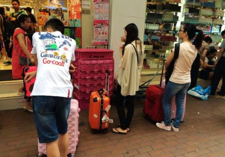 代购假货多教你识破骗局,代购99.9%假货套路