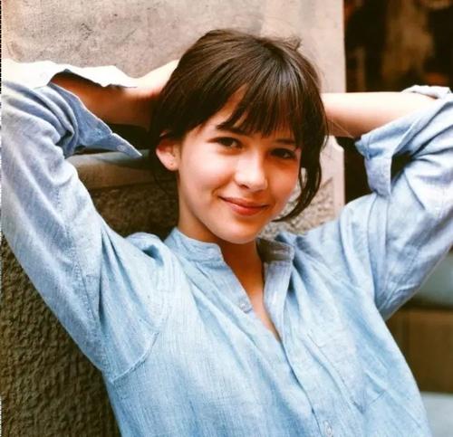 法兰西玫瑰苏菲玛索视频,法兰西玫瑰苏菲玛索介绍