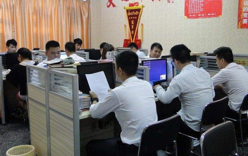 2023年年轻人什么职业稳定吃香,适合45岁改行的5个职业推荐