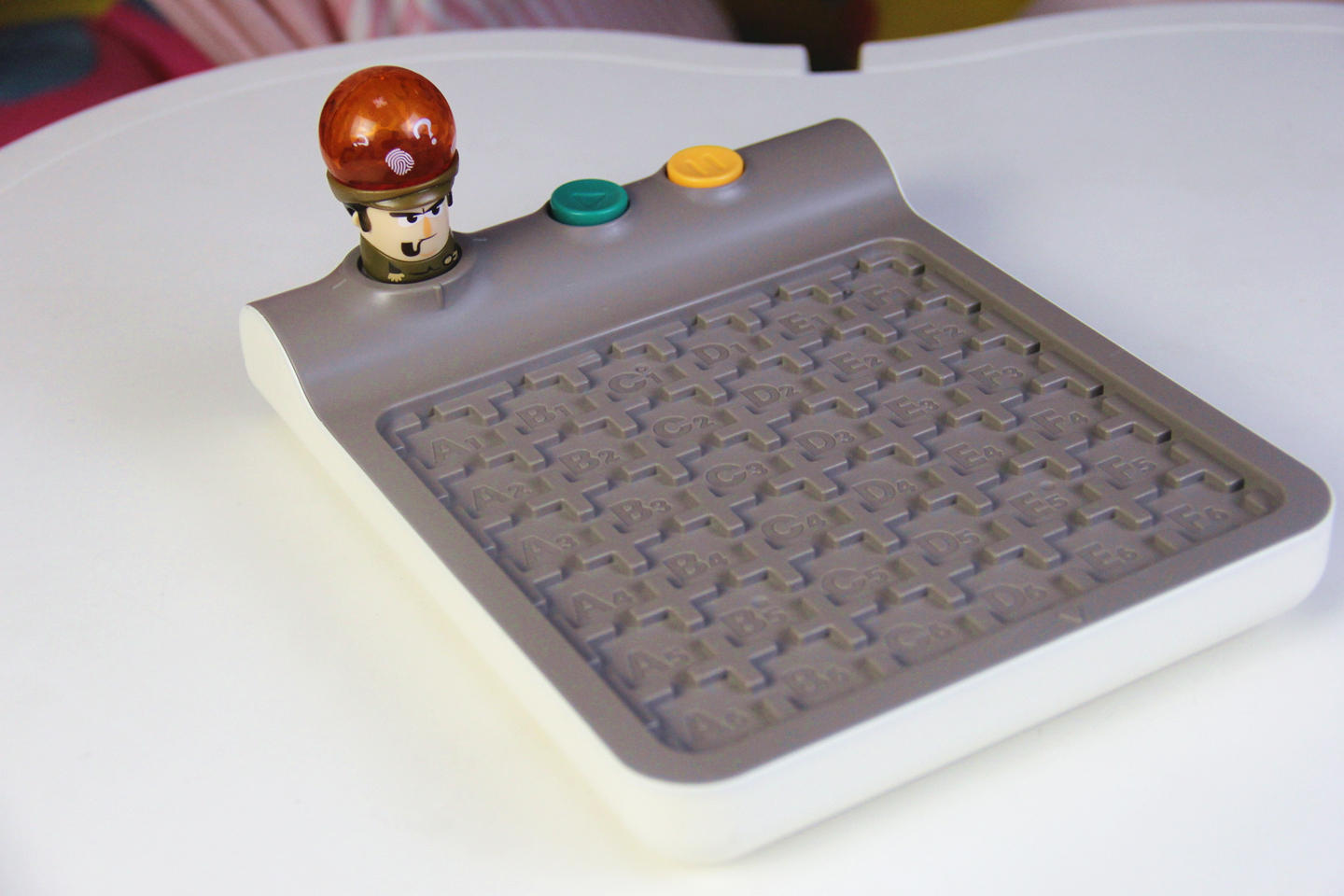 1个棋盘可以玩10种益智游戏？家长：这钱花得值