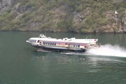 搭过这种船的梧州人,都已经老了!好好珍藏吧!你搭过吗?