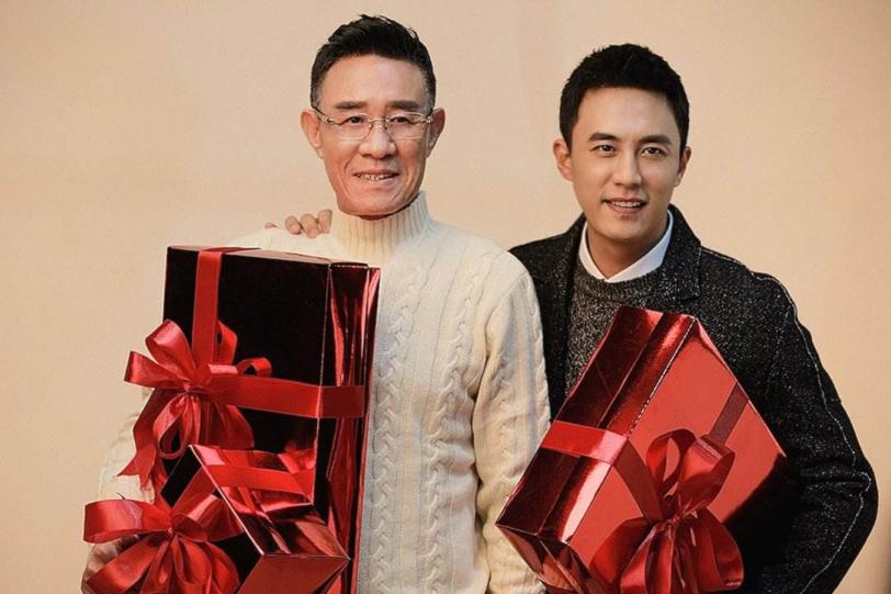 太瘦了！39岁演员杜淳罕见营业，粉丝称分不清他与老爸杜志国