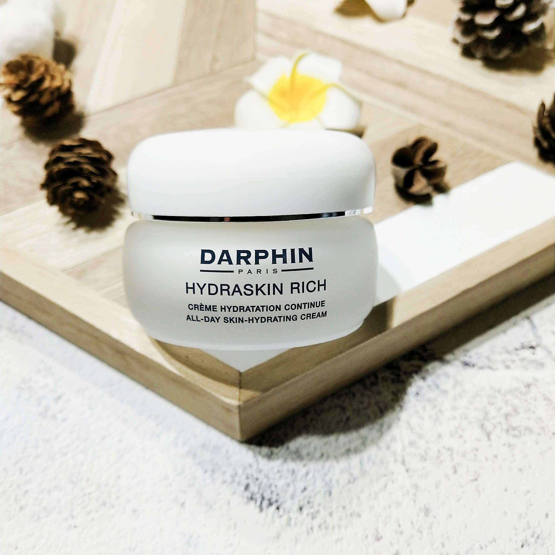 怪不得断货3年！用完素颜状态真好，这4款小众面霜是真的火