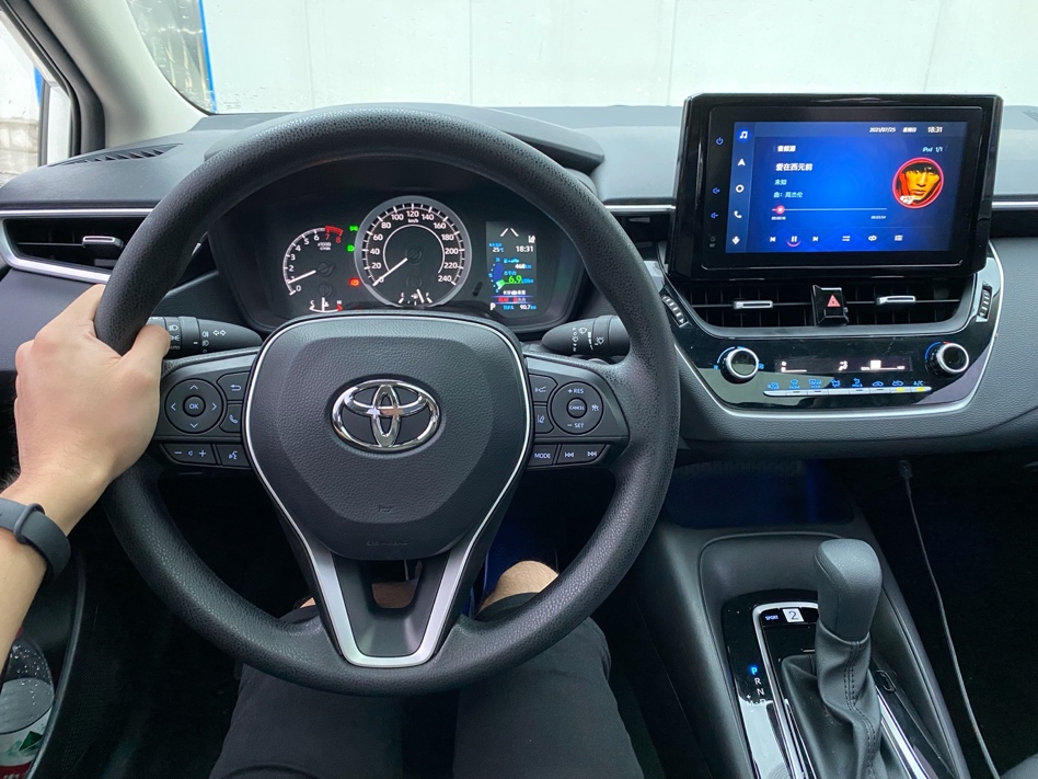 2023款丰田亚洲狮2.0燃油旗舰版,一汽丰田亚洲狮2.0豪华版