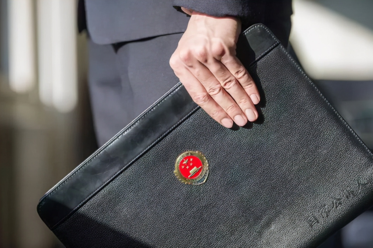 虚假期货交易平台诈骗的特点分析,期货虚假交易平台曝光