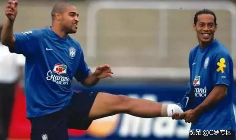 尤文图斯萨里抽烟,尤文萨里抽烟的视频