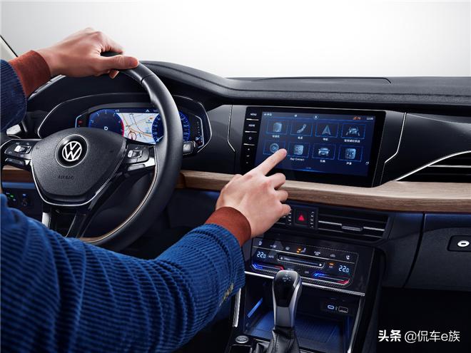 新款帕萨特上汽大众,上汽大众智慧版车型