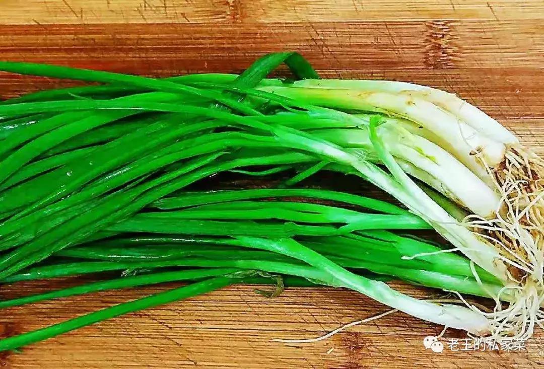 葱烤大排怎么烧又嫩又好吃,上海阿姨葱烤大排做法视频