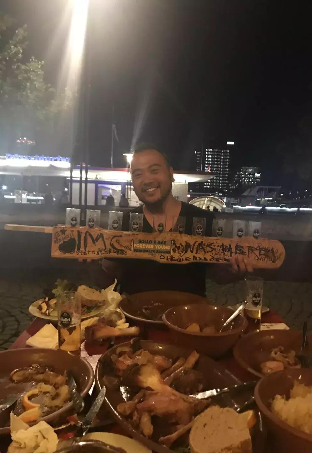 “路边”八卦：从米兰到杭州，成都人老吴为什么来杭州开了店？