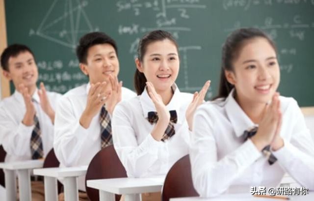 高考落榜了不想重读怎么上大学呢,高考落榜复读有希望再考大学吗