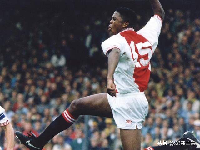 克鲁伊维特穿过的号码,142克鲁伊维特