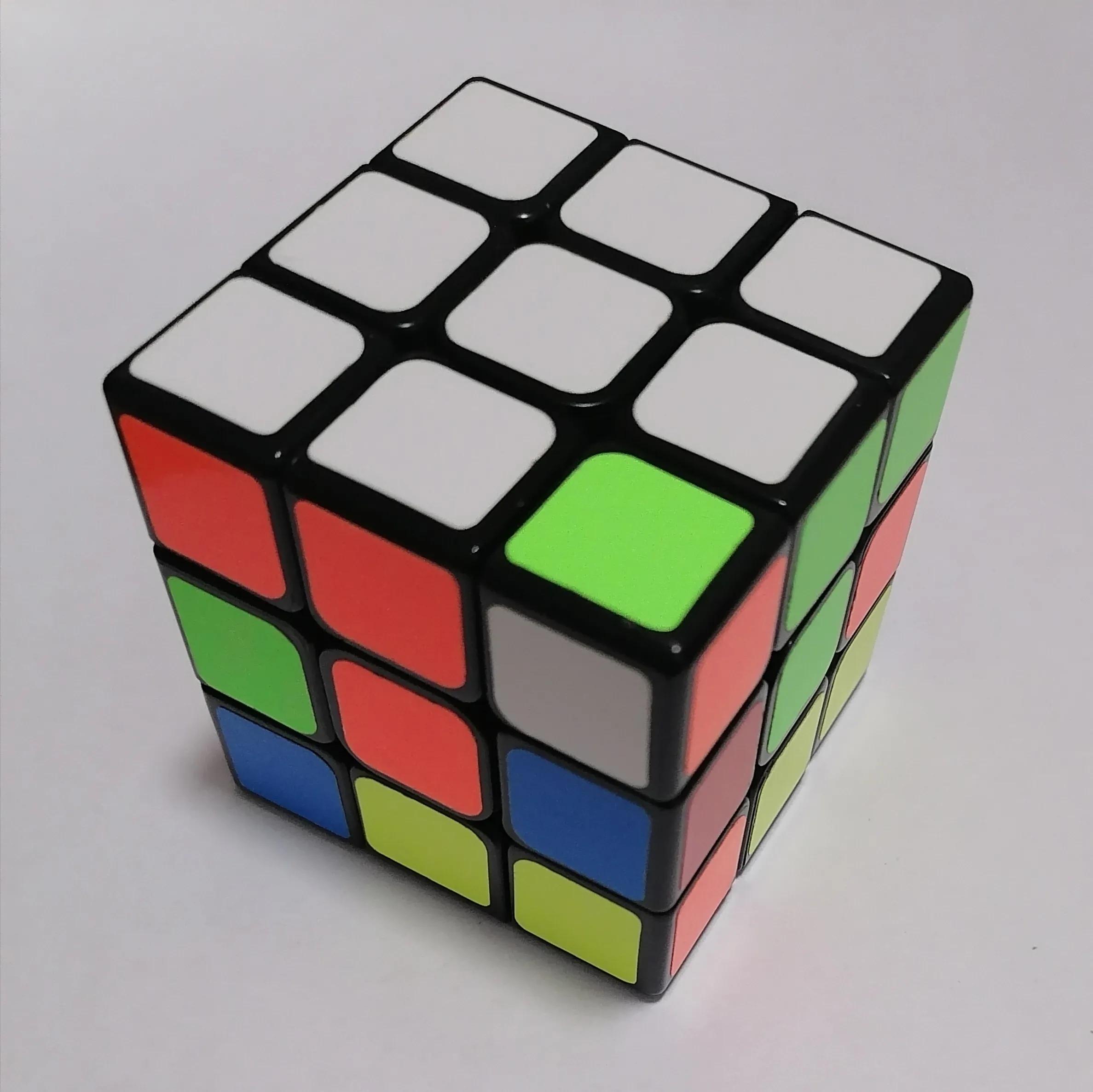 三阶魔方第一层复原最详细步骤,立方体魔方还原方法最简单