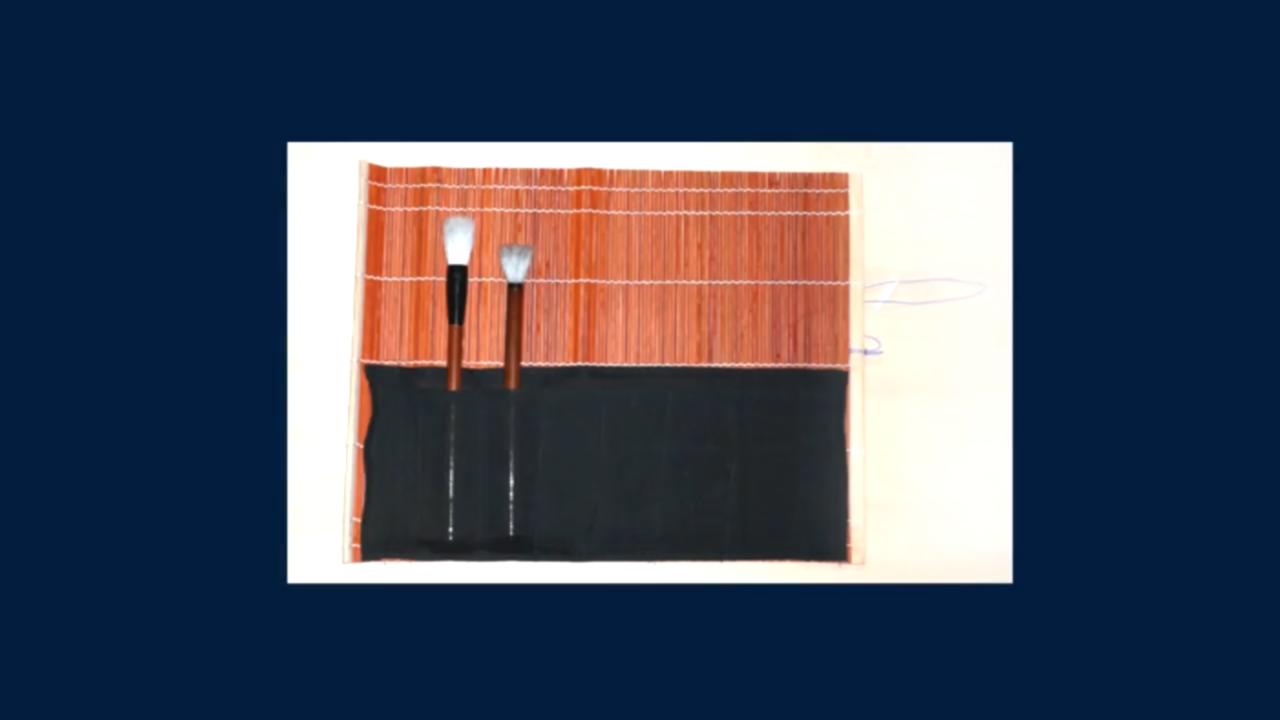 黄简讲书法如何选择毛笔,毛笔正确的开笔方法及保养收藏