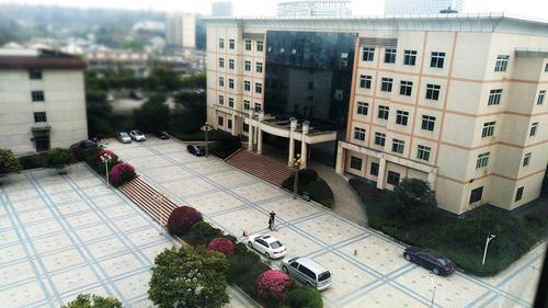 四川省成都市护士学校怎么样,成都医学护理学校哪个更好