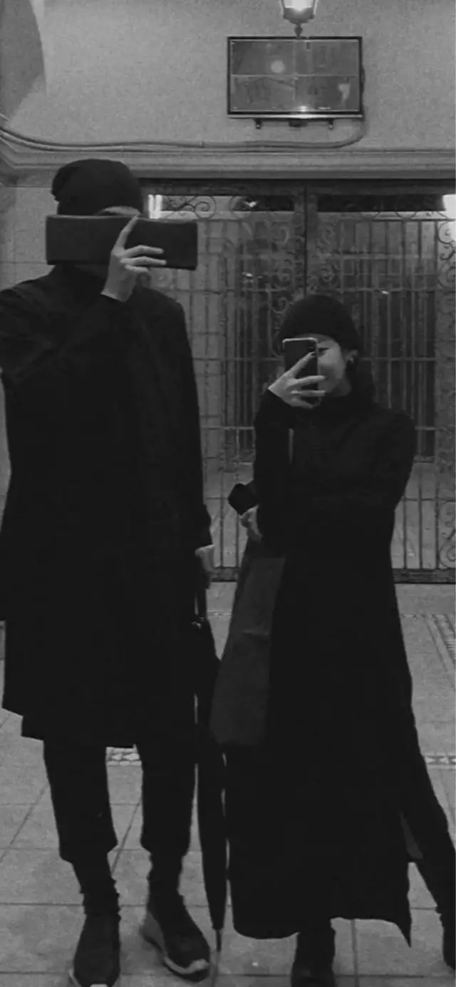 黑色系背景图壁纸,黑色压抑恐怖壁纸