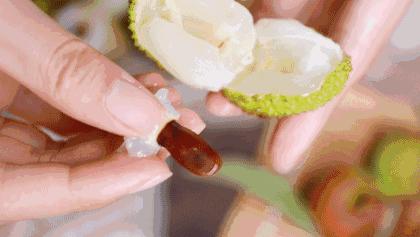 为了阻止荔枝集体自杀，古往今来荔枝控们费尽心机（菲李漫画）