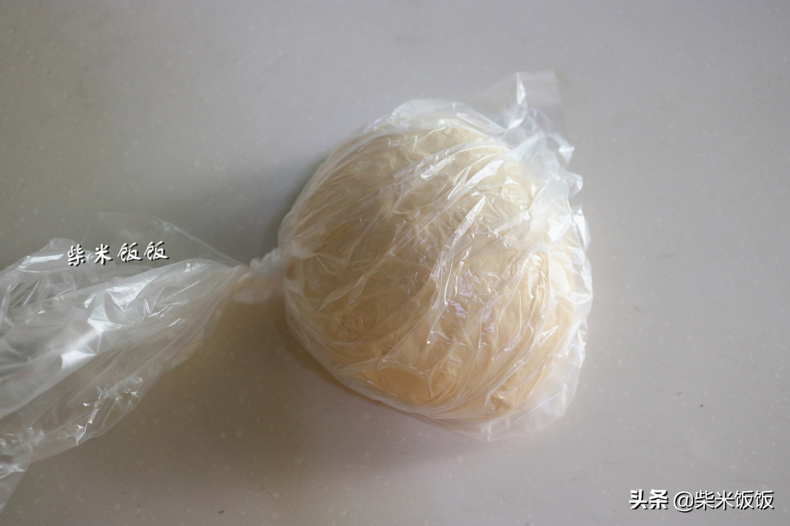 炸油条用脆皮油条粉还用放酵母吗,炸油条不用酵母油条配方口诀