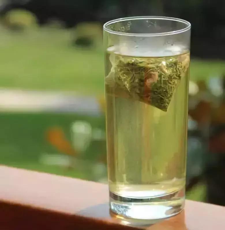 茶里冷泡茶怎么泡好喝,一杯冷泡茶清凉一整夏