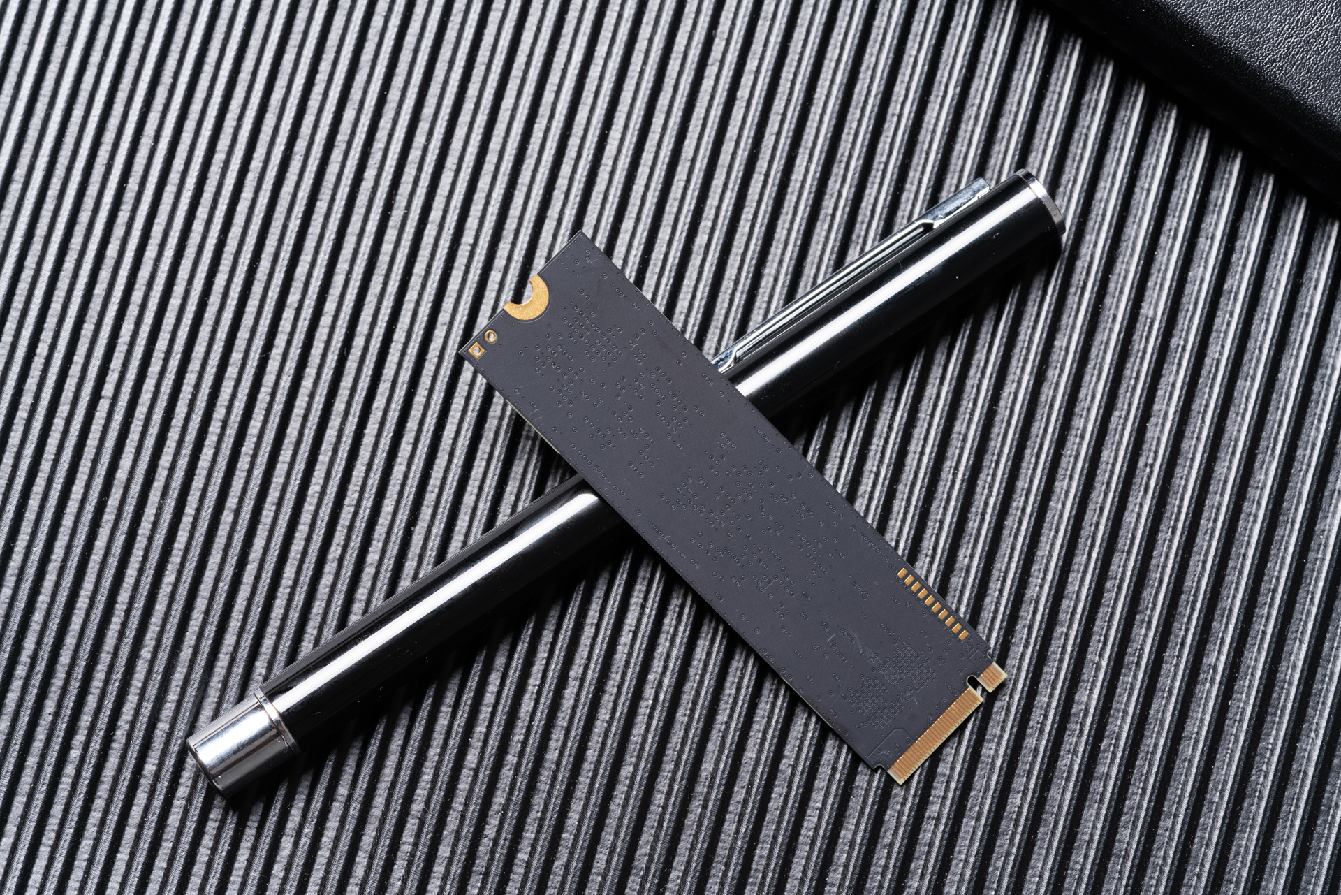 macmini可以加固态硬盘,macmini内存可以扩展吗