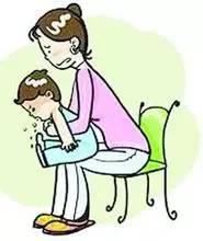 孩子误吞玻璃弹珠怎么办,孩子误吞玻璃球抢救