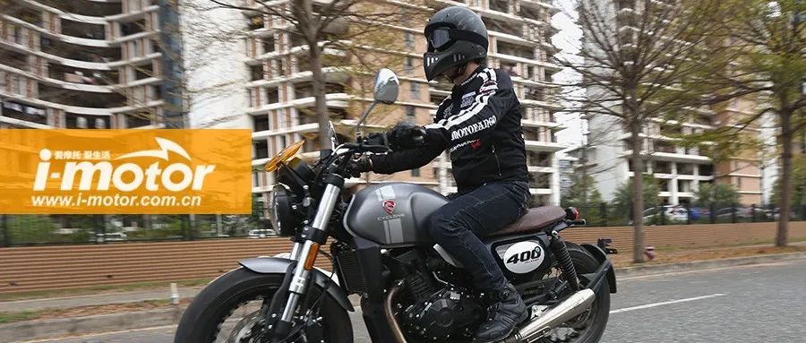 中量级双缸复古赛科龙re3试驾,宗申赛科龙re3双缸400复古摩托