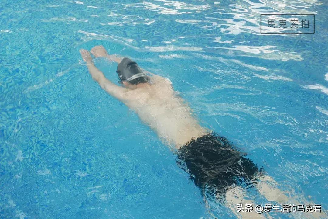 泳镜迪卡侬和李宁的哪个好,泳镜热卖榜第一名防雾迪卡侬