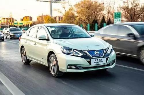 轩逸纯电动网约车,开网约车的小司机