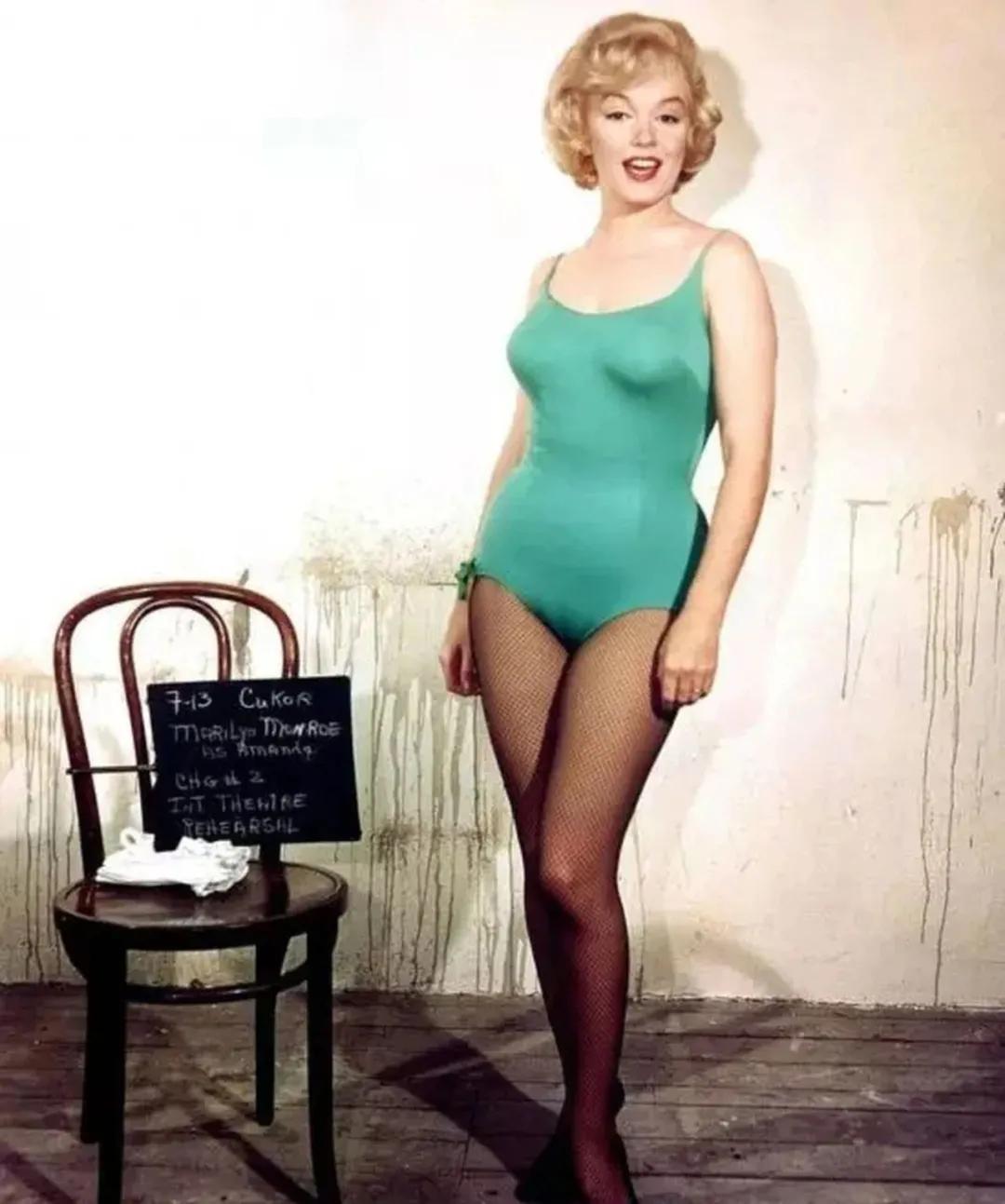 第一夫人穿*袜丝**到底惹了谁？