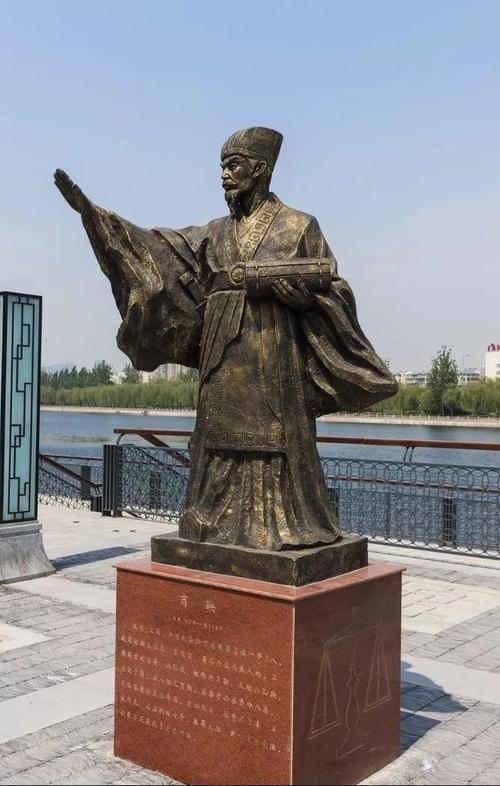 秦始皇统一文字汉武帝统一文化,秦始皇的统一思想为什么传承下去