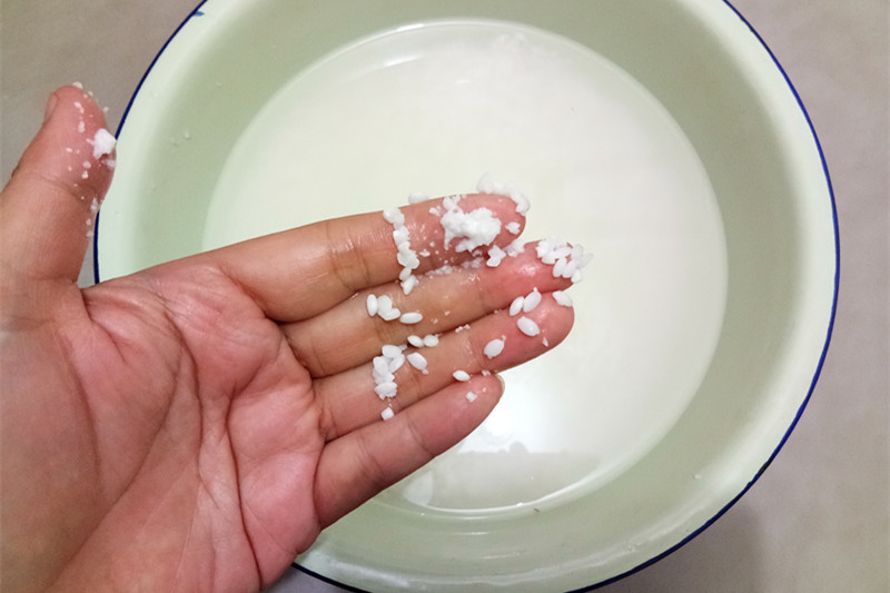 竹筒粽子怎么才软糯,竹筒粽子怎样做才能软糯香甜