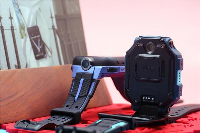 小天才儿童手表和小寻y2s对比 (小寻儿童手表y2和z7哪个好)