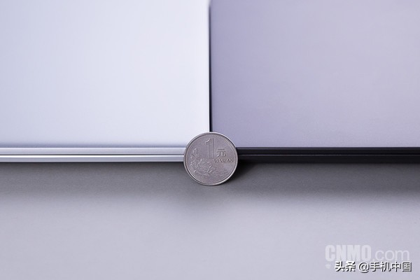 谁是13寸轻薄本最强者？两大市场主力产品决战紫禁之巅