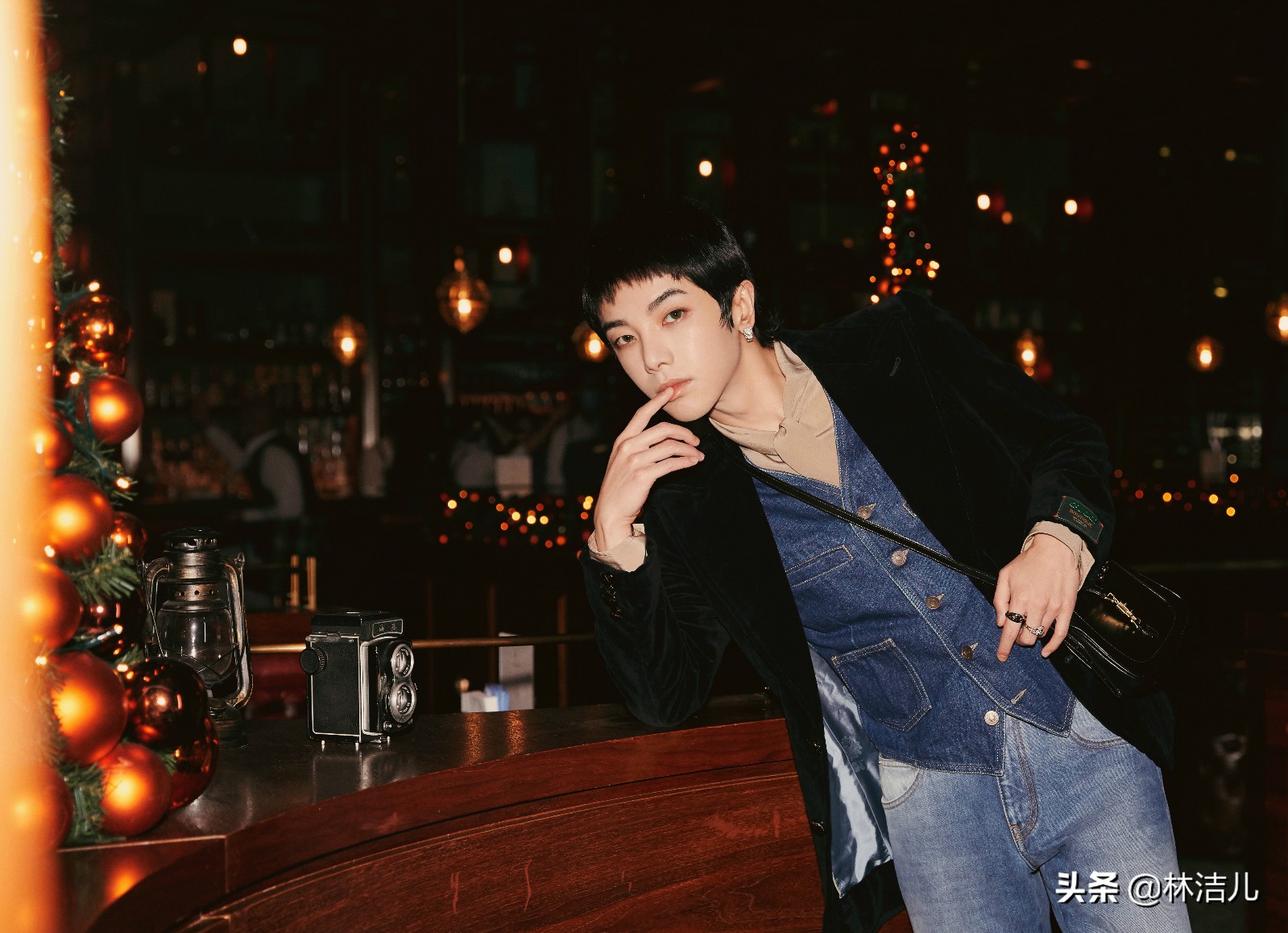 欧阳娜娜倪妮lisa,谁不喜欢香奈儿包包