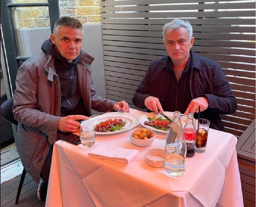 穆帅回应执教邀约,穆帅评皇马淘汰曼城