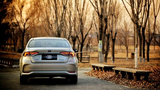 丰田卡罗拉双擎旗舰版试驾,真香定律广汽丰田tnga驾趣体验营