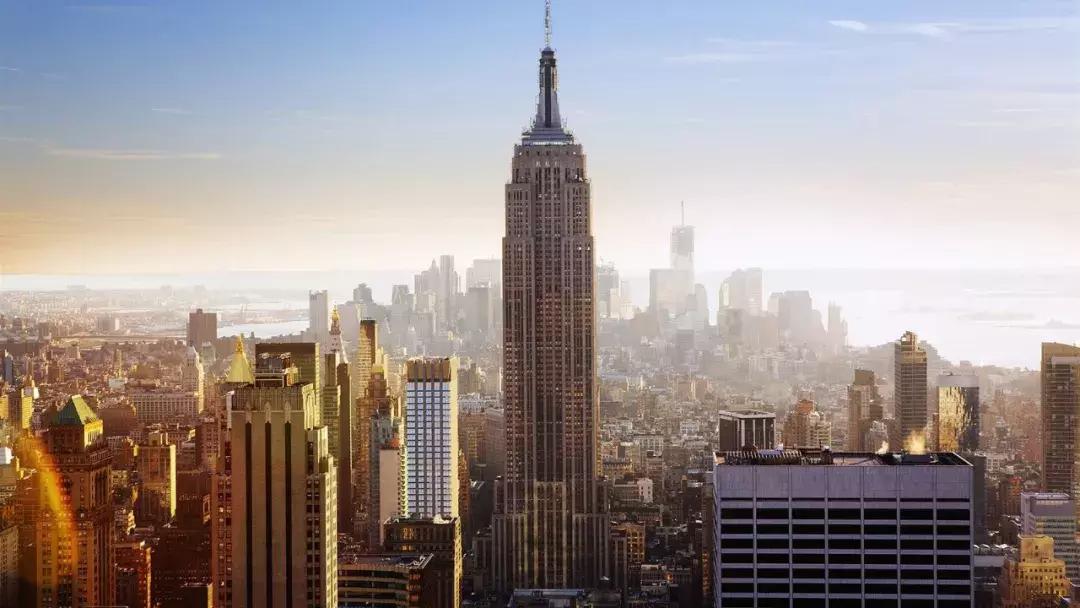 房地产将来的趋势房价会大跌吗,房地产萎缩之后房价会怎样