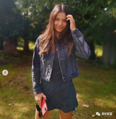 18岁华裔夺美网冠军向中国问好,华裔女孩勇夺美网公开赛冠军