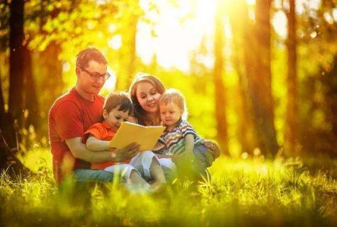 当发现孩子偷拿了别人的东西,当发现孩子偷别人东西时如何教育