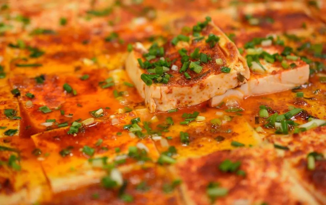 坐上高铁去旅游沿线美食尝个遍,云贵川渝高铁环线