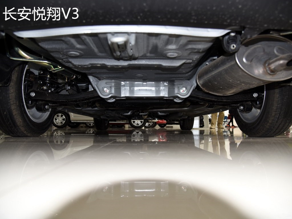 长安悦翔v3推荐哪一款,15年手动挡长安悦翔v3值得买吗