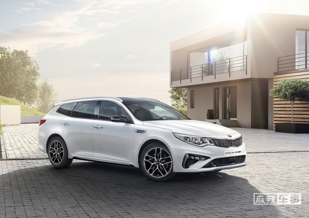 起亚车的造型为什么那么好看,起亚k5外观对比雅阁