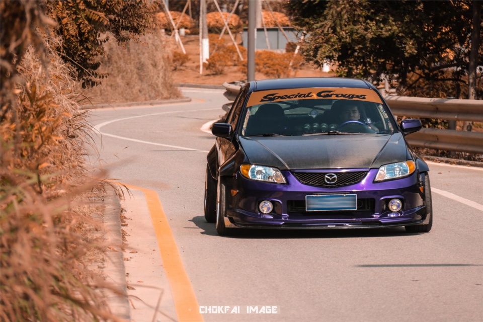 几几年的马自达323最好看,亲手打造超级车