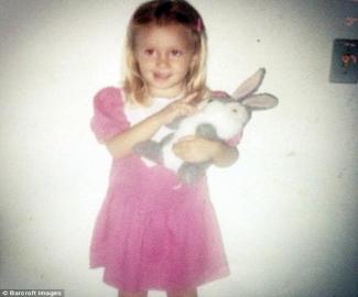 淫乱*教邪**“上帝之子”逃脱者讲述令人震惊的往事