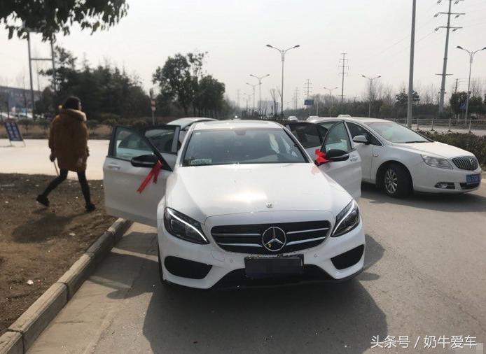 奔驰C级怎么样？车主说买的是c200，除了这两点，整体感觉不错