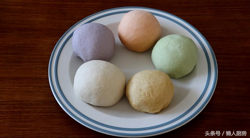 面粉秒变劲道面条好吃又易做,面粉做面条简单又快的方法