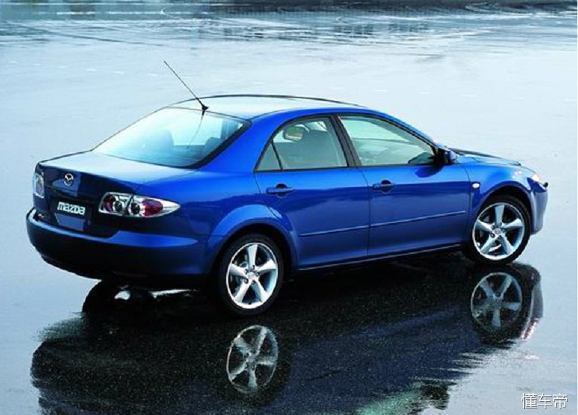 马自达阿特兹弯道测试,马自达6阿特兹跑弯道