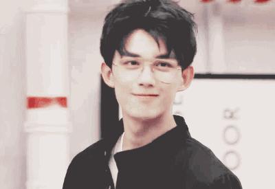 面对艺考照妖镜,白嫩素颜或成最大赢家