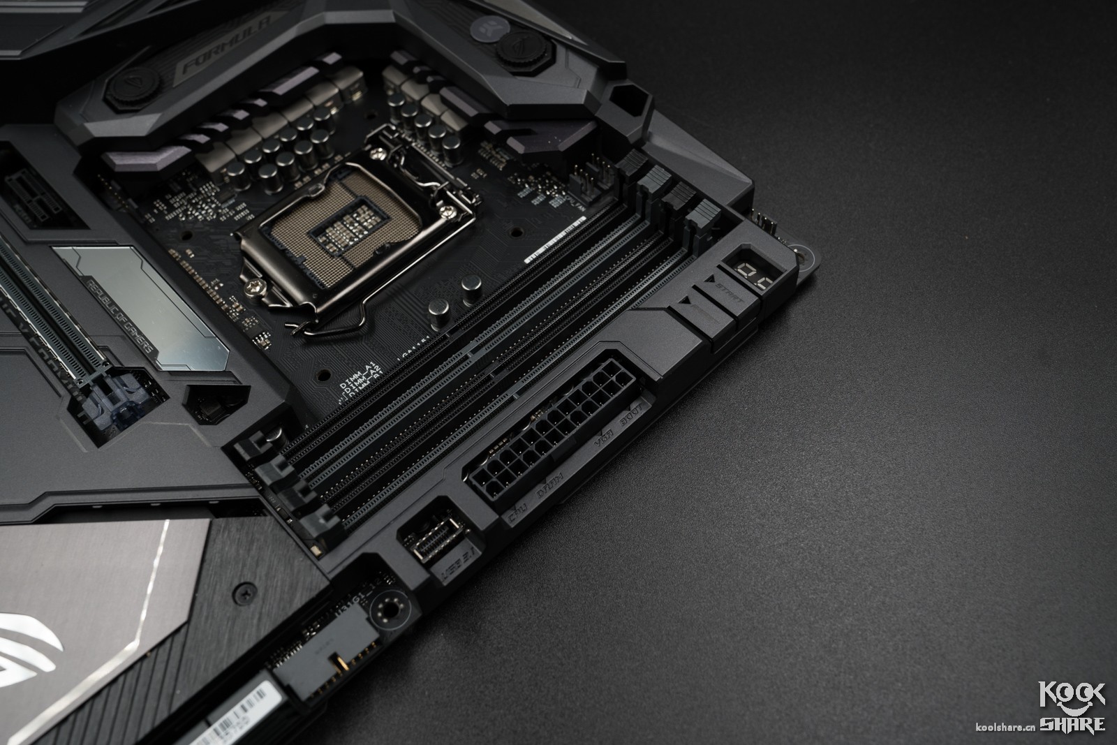 华硕rogmaximusz690formula,华硕rogmaximusapex主板