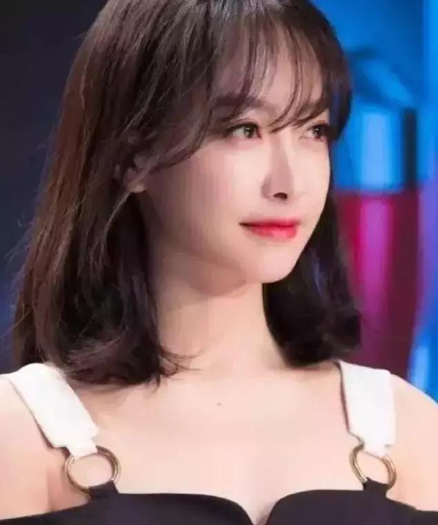 剪刘海教学所有脸型都适合的刘海,剪刘海修饰脸型教程八字刘海